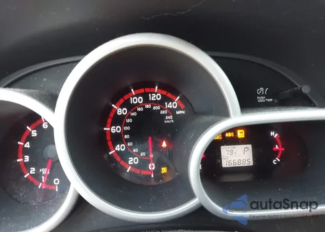 2009 Pontiac Vibe z USA, uszkodzony, nr VIN 5Y2SP67809Z474588